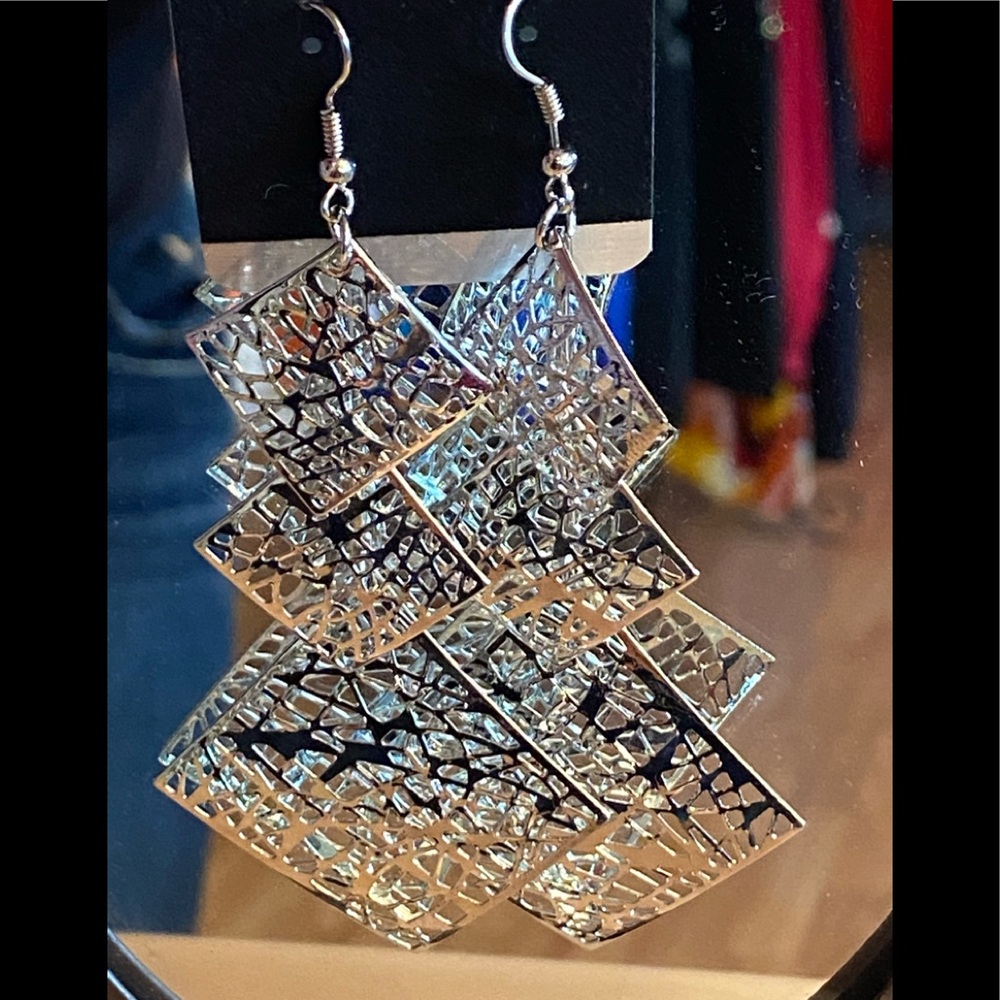 Hollow Diamond Shape Earrings